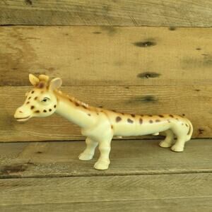Vtg Long Giraffe Single Salt and Pepper Shaker by Craftsman China Made in Japan